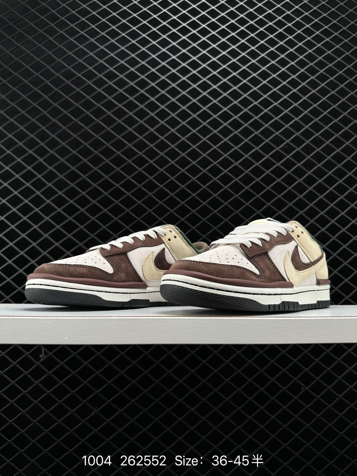 fragment design x Travis Scott x Nike Air Jordan 1 Low OG SP”Black/Green Toe“